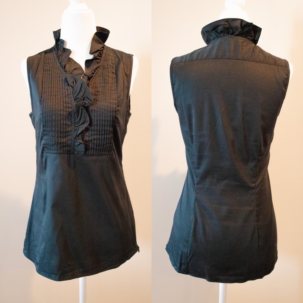 Banana Republic sleeveless dress shirt